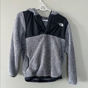 The North Face Gray & Black Sherpa Pullover Hoodie